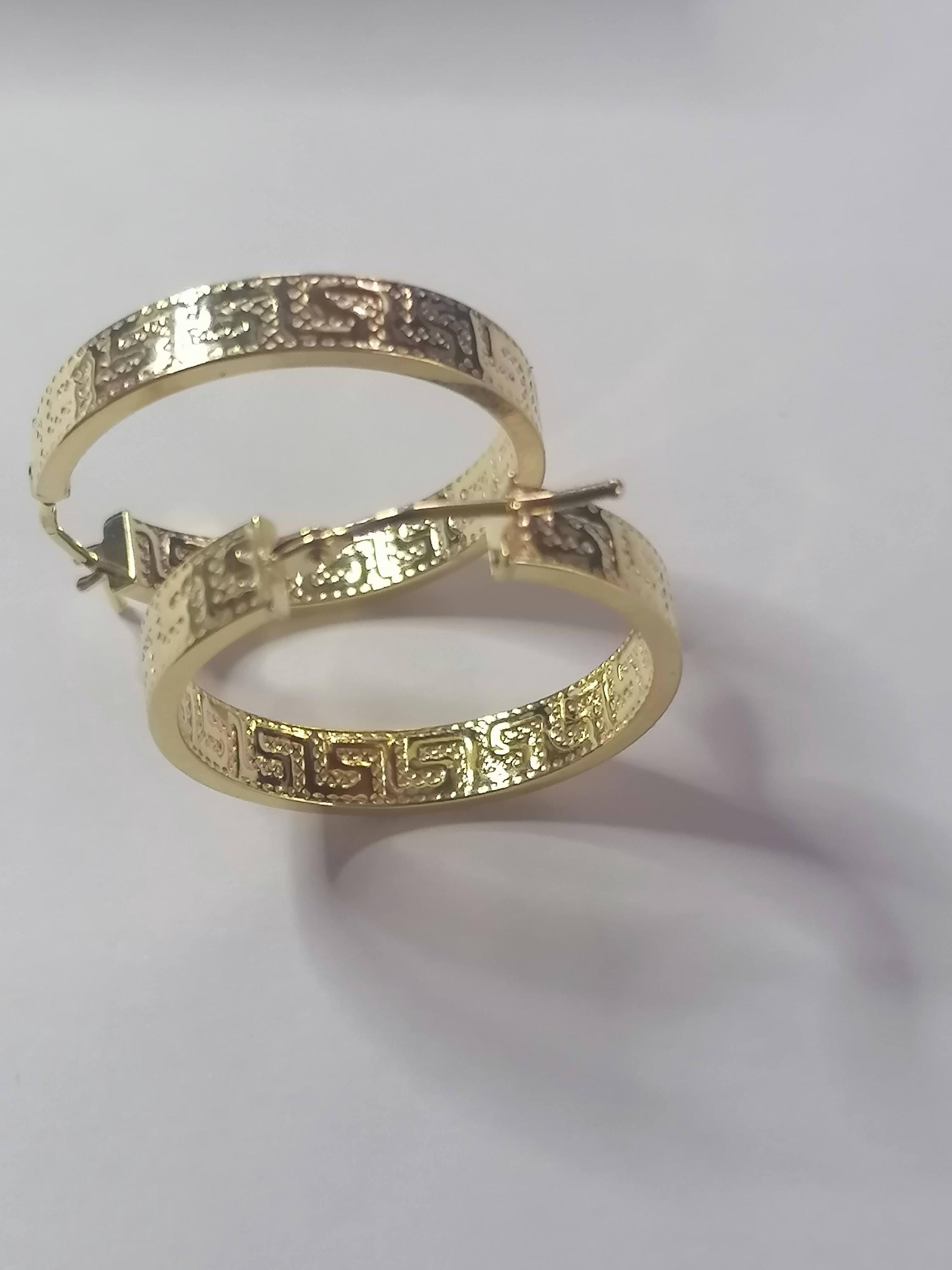 9 kt geelgouden Griekse sleutel 23 mm oorringen. BESTEL VANDAAG!!! Morgen verzonden.