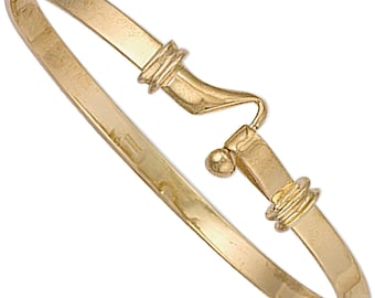 Handcrafted 9ct Yellow Gold Hook Bangle.