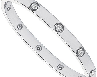 18ct White Gold 1.00ct Diamond Bangle. Special Courier Delivery Or Collect in Person.