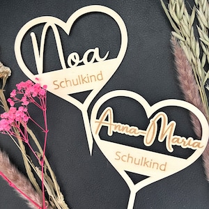 Schulkind-Caketopper zur Einschulung,mit individuellem Namen für den den optimalen Start ins Schulleben, Herz-Design für Kuchen oder Torten