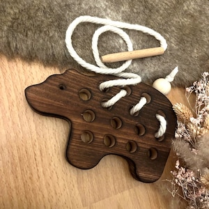 Bär als Fädelspiel, lehrreiches Geschenk für Kinder, spielend Lernen mit Montessori-Spielzeug für Kinder von NoriKids