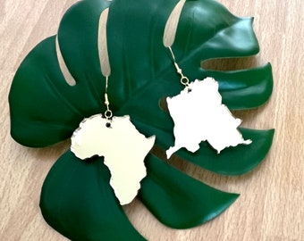 Beautiful, lightweight Africa earrings in shiny acrylic, continent or individual countries for a special appearance, for adults & children