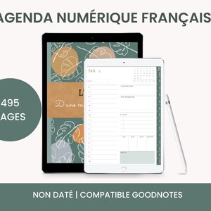 Peut inclure: Un agenda numérique avec un design de feuilles tropicales vertes, brunes et blanches. L'agenda est compatible avec Goodnotes et comporte 495 pages. Le texte "Agenda Numérique Français" est en haut de l'image. Le texte "D'une m" est partiellement visible sur la couverture de l'agenda.