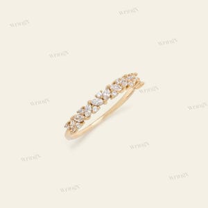 Leaf Diamond Wedding Band – Nature Inspired Gold Ring