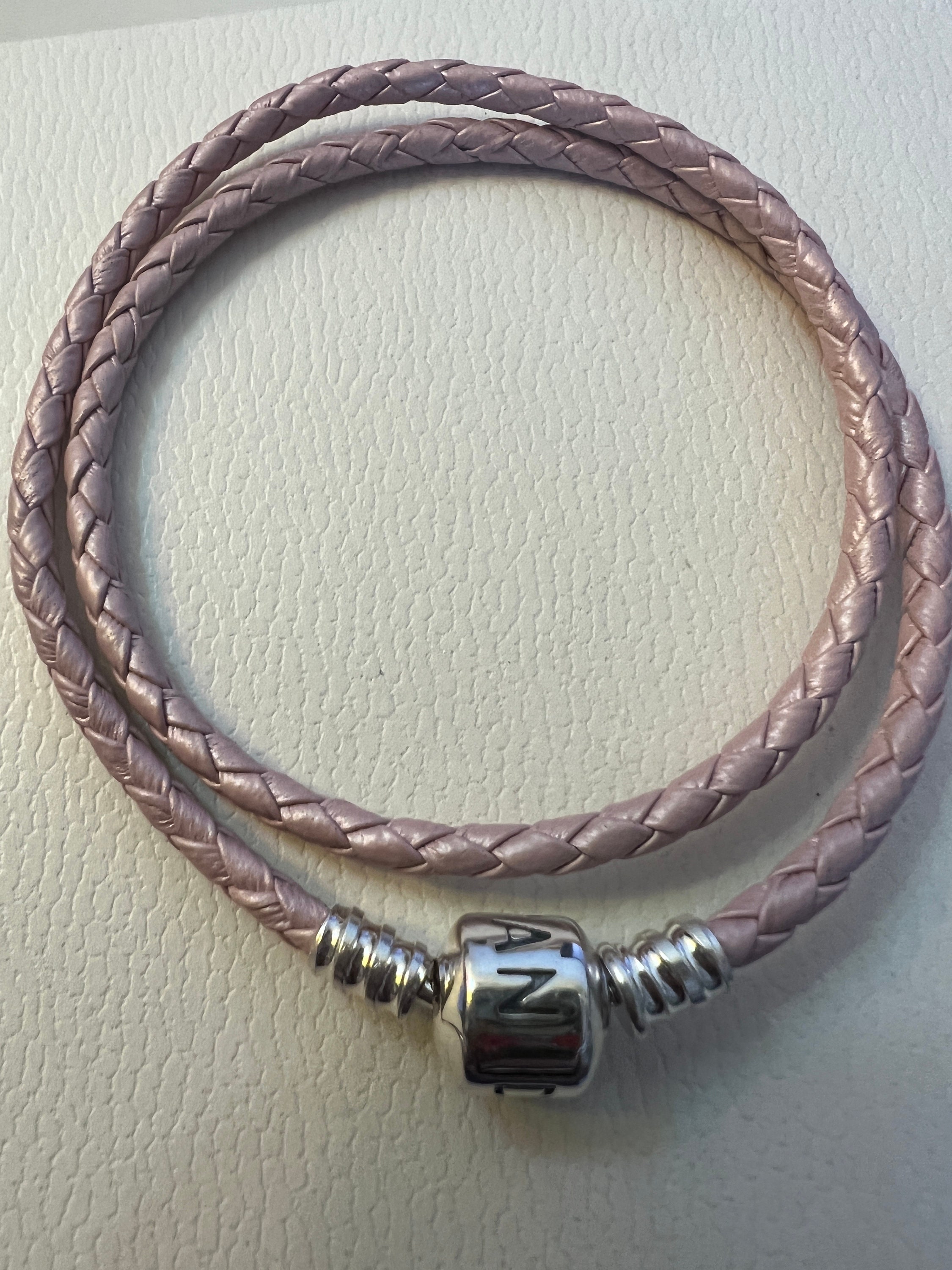 Over instelling Ongeëvenaard lengte Pandora-armband gevlochten leer stoffige roze dubbele - Etsy België