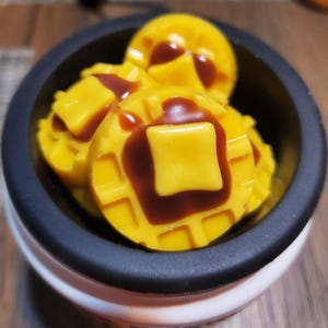 Waffles hot buttered Wax Melts/Wax Embed/Fake Food/Gift/Birthday/12 Pieces