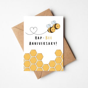 Tarjeta de aniversario de Hap-Bee: linda tarjeta de aniversario con abejorro: tarjeta divertida para esposo, esposa, tarjeta de aniversario para novio, novia