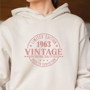 Funny Personalised Born In 1985 1975 1965 Hoodie, Birthday Gift 30th 40th 50th 60th Hoodie, Personalised Birthday Vintage 1965 Sweatshirt