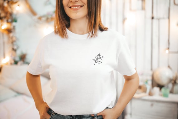 Avengers Symbol T-shirt, Marvel Fan gift, Marvel inspired T-shirt, Avengers T-shirt, Marvel Comics T-shirt, Superhero T-shirt