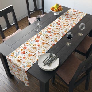 Fall Pumpkin Table Runner: Autumn Home Decor, Thanksgiving Dining