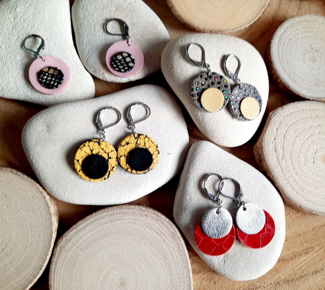 Boucles D'oreilles Créoles Fantaisie En Cuir Patchwork Fait Main - Rouge - Clous - Alliage - Fait Main Et Fashion
