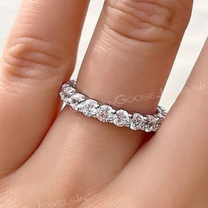 Round Cut Moissanite Wedding Band, Round Cut Full Eternity Band, Stackable Band, Bridal Ring, Anniversary Gifts For Her, Matching Band