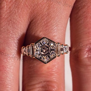 2.00 CT Hexagon Cut Lab Grown Multi Stone Engagement Ring, 14K Gold Diamond Ring, Halt Bezel Set Anniversary Gift Ring, Wedding Ring
