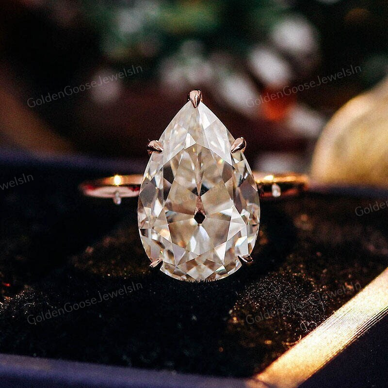 Hwz shop proposal ring