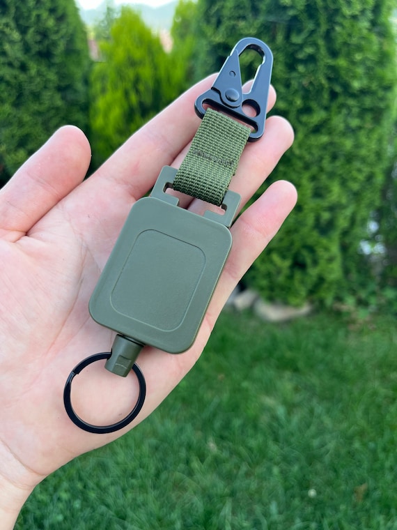 Steel Wire Retractable Badge Reel: Multi-purpose Keychain Card