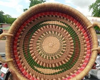 Large plateau en osier de stockage de fruits, tenture murale naturelle, plateau de table tissé à la main en paille, panier de décoration de table à manger, plateau d'art décoratif