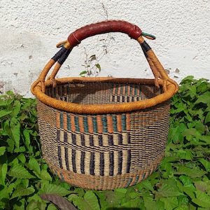 Mini woven market basket, medium large size handwoven storage basket, African kitchen basket, retro storage organizer, native seagrass bag