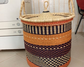 Large storage basket with lid, laundry basket with lid, bathroom floor basket, Big wicker hamper with lid, woven laundry bin, African hamper