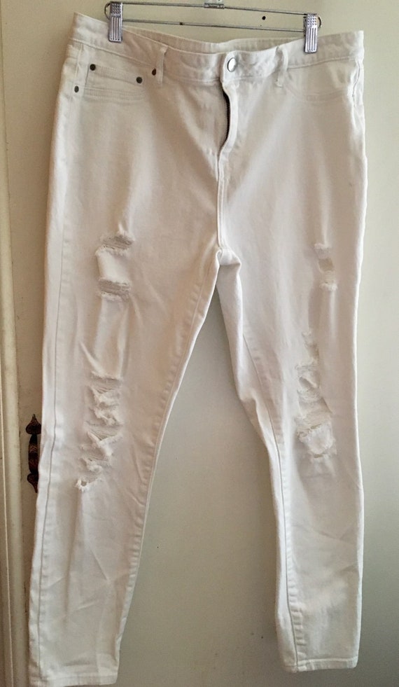 Faded Glory White Ripped Jeans Size 14 