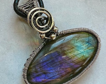 Purple Wire Wrapped Labradorite Necklace, Labradorite Necklace,  Purple Labradorite Pendant,  Wire Wrapped Labradorite, Wrapped Jewelry