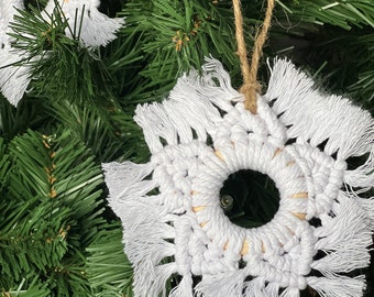 Macrame snowflake ornament | macrame star | Christmas decor