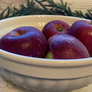 Vintage white mixing  swirl bowl