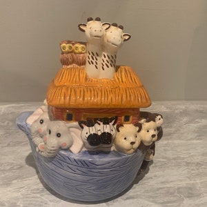 Vintage Noah&#39;s Ark Cookie Jar