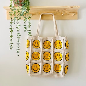 Smiley Face Crochet Bag, The Happiest Bag, Smiley Face Bag, 90s Inspired Smiley Face, All Smiles Bag, Smiley Face Crochet Tote Bag