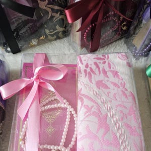 Engraved Quran Gift Set: Islamic Prayer Rug & Tasbih image 12