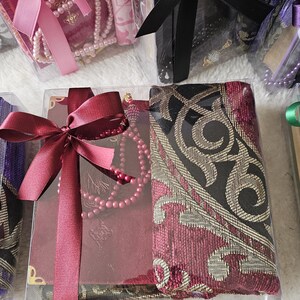 Engraved Quran Gift Set: Islamic Prayer Rug & Tasbih image 14