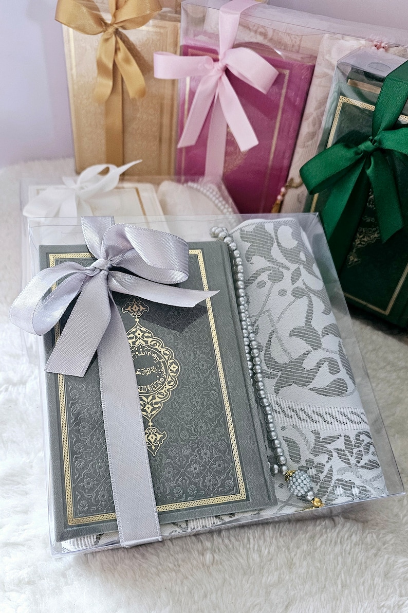 Customized Thick Prayer Quran Gift, Islamic Muslim Gift Umrah Hajj Ramadan Gift Custom Fathers Day Moms Present Personalized rug Quran set, Eid gift, ramadan gift, ramadan mubarak, eid mubarak, islamic gifts, muslim Sejadah, isimli seccade, Koran