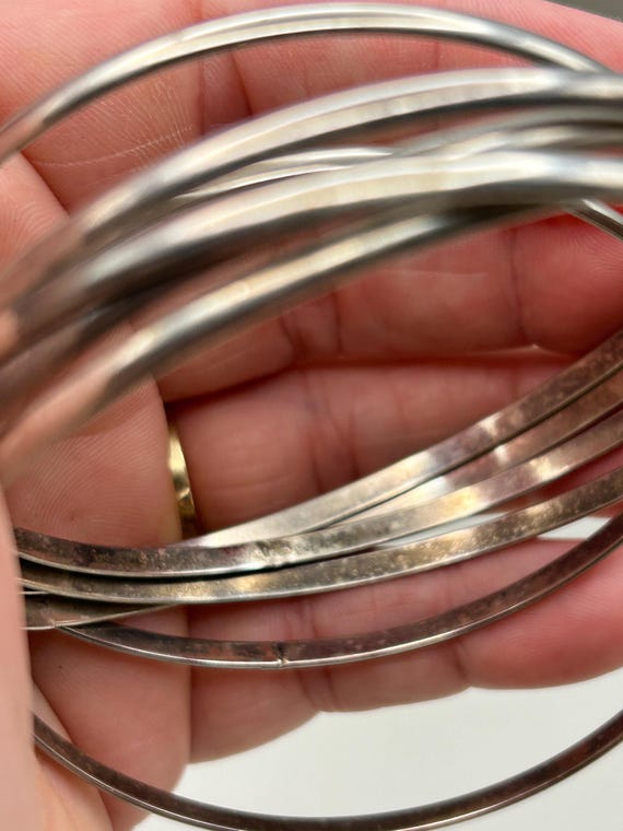 Vintage Interlocked Bangle Bracelet Set - Silver … - image 5