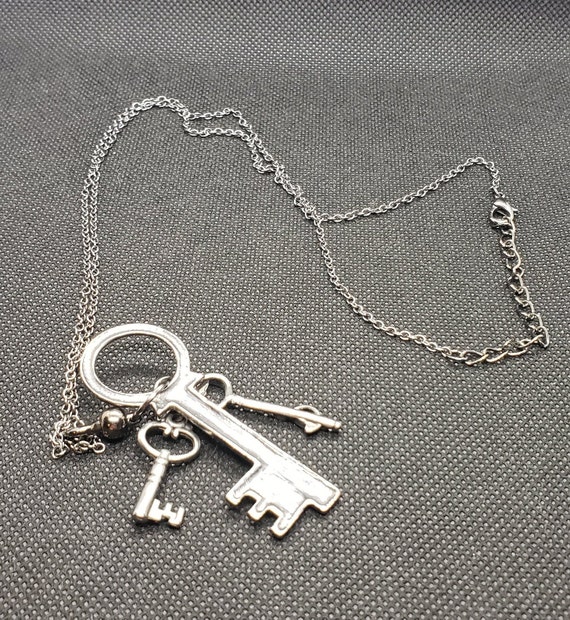 Vintage 2000's Baby Phat Key Necklace - image 6