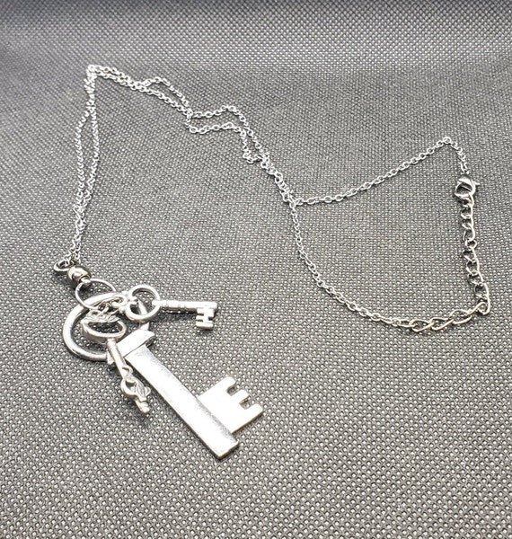 Vintage 2000's Baby Phat Key Necklace - image 5