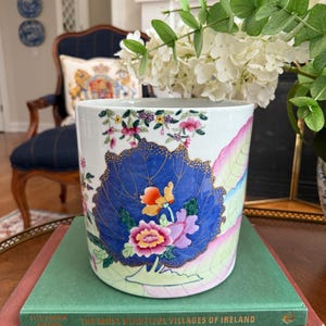 XL Tobacco Leaf Planter/Cache Pot