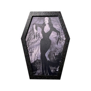 Vampira | Coffin Framed Art | 3D Printed
