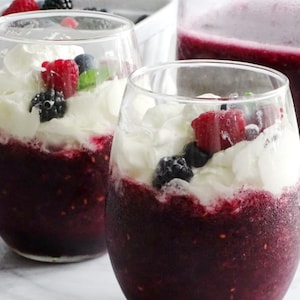 Frosty Berry Wine Slush Mix- Make as a fruity cocktail or mocktail drink mixer- Add wine or grape juice- Makes 6-8 drinks. Great Gift Idea!