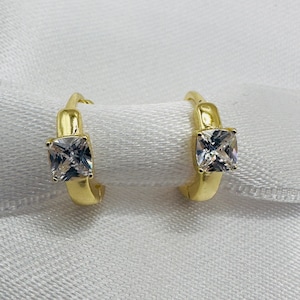 Yellow gold huggie hoops with square cz crystal, tiny hinged helix clickers, Minimalist modern cartilage piercing hoops, Stackable earrings