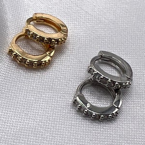 Diamanté kraakbeenoorbellen in zilver of goud, scharnierring, piercing, Forward Helix Hoop, Clicker Earring, CZ-hoepels