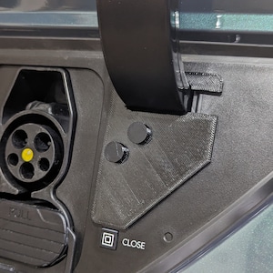 Ioniq 5 Charging Light Cover — Blocks Bright LED for Discreet Charging