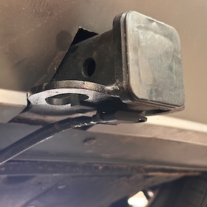 Ioniq 5 Torklift Central Hitch 4-pin Wiring Holder