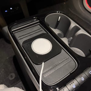 2025 Ioniq 5 MagSafe Charging Upgrade for iPhone/Pixel 10