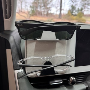 Ioniq 5 Budget Magnetic Eyewear Holder