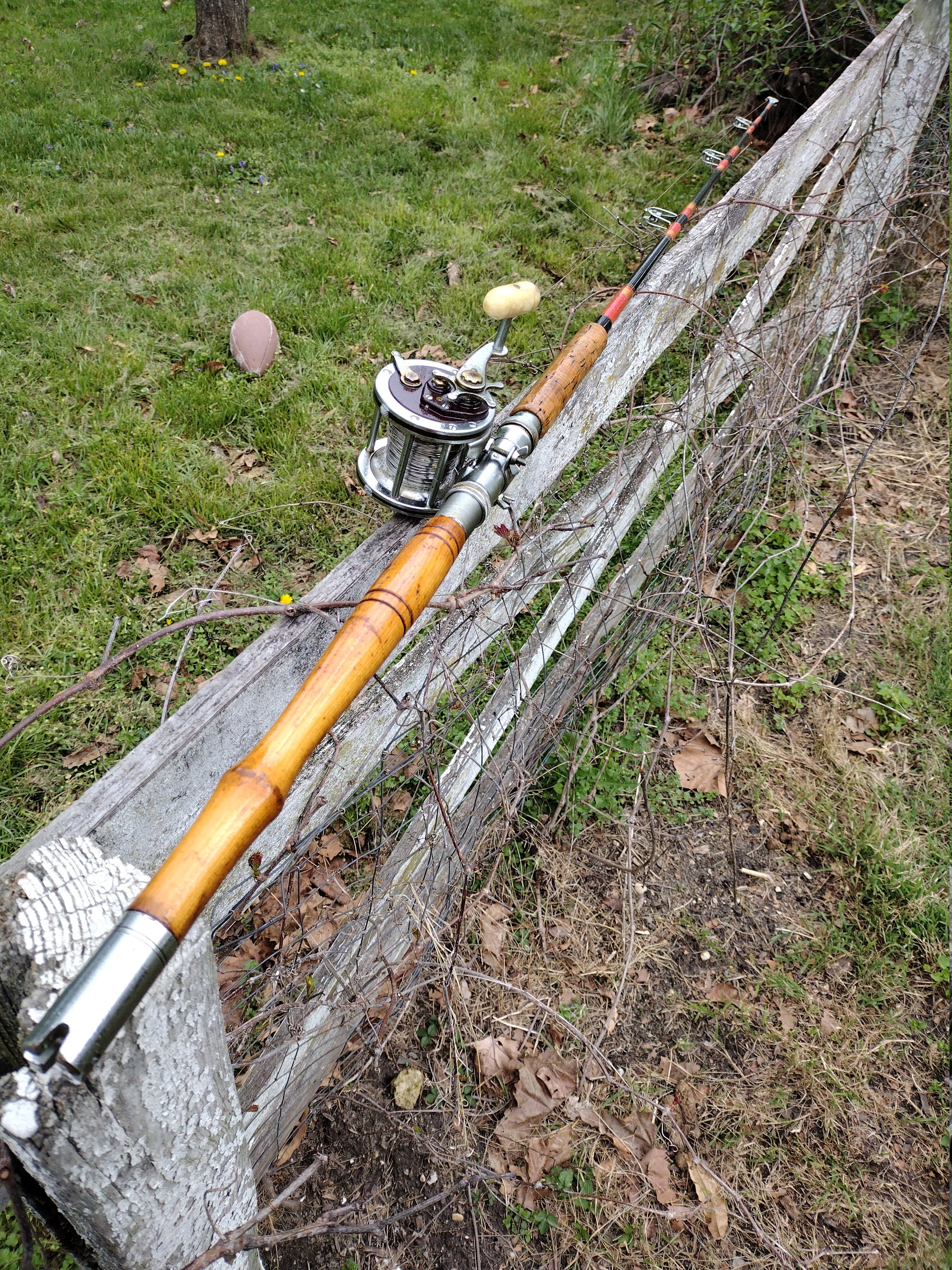 Antique Fishing Rods 