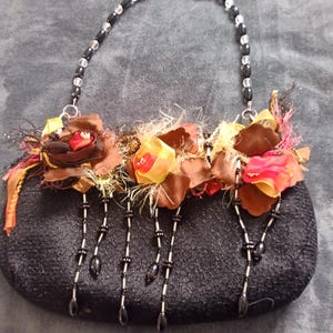 Vintage Abendtasche mit Blumenmuster
