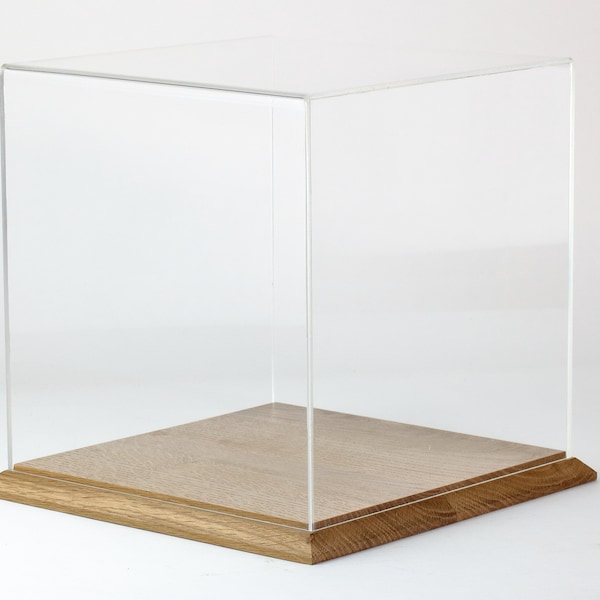 Display Case with solid Oak base