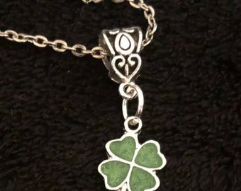 Colar com pingente de trevo de quatro folhas em corrente de 45 cm, presente, flor, amuleto da sorte, irlandês, Irlanda