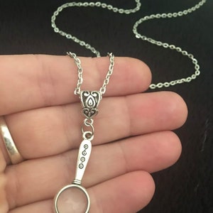 Tiny Magnifying Glass Necklace Vintage Eye Pendant 24 inch Chain Gothic Steampunk