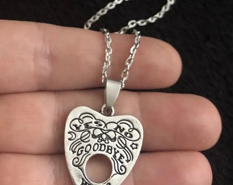 Ouija-Brett-Halskette, 45,7 cm lange Kette, heidnisches Amulett, schwarze Magie, mittelgroßer Anhänger, Gothic-Hexe, Wicca