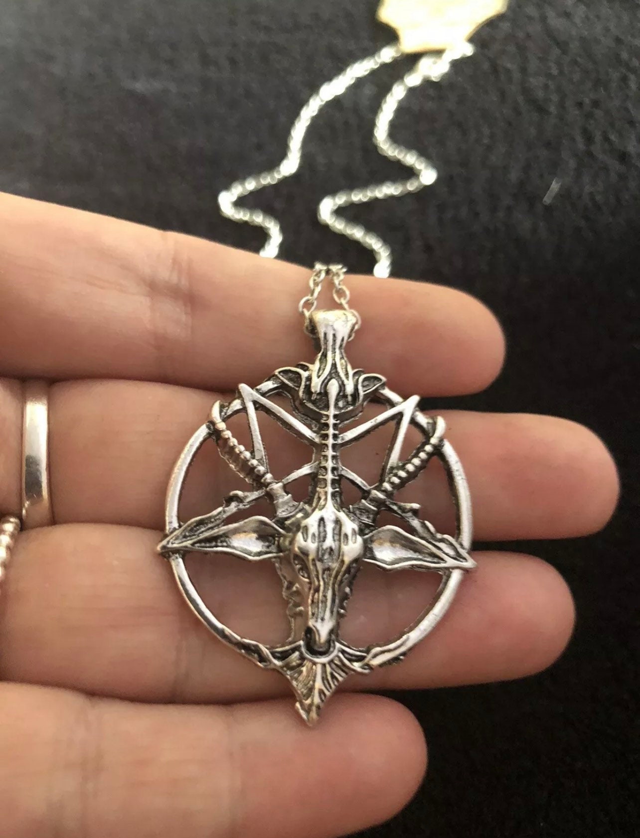 Devil Pendant Necklace on 18inch Chain Satan Goat Head Devil Pendant Necklace on 18inch Chain Satan Goat Head
